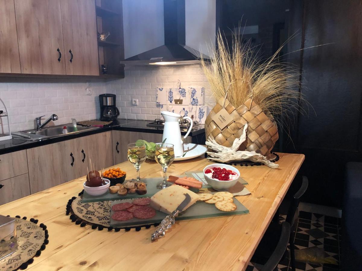 Hospitality In Historical & Mythical Peloponnese 2 Apartment Corinth Ngoại thất bức ảnh